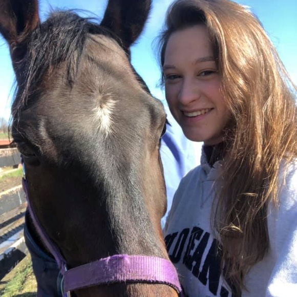 Womens Jewelry and Accessories Boutique - Picture 4 of 16